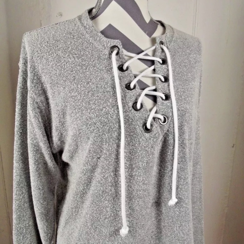 Victoria’s Secret PINK HEATHER GREY SWEATSHIRT